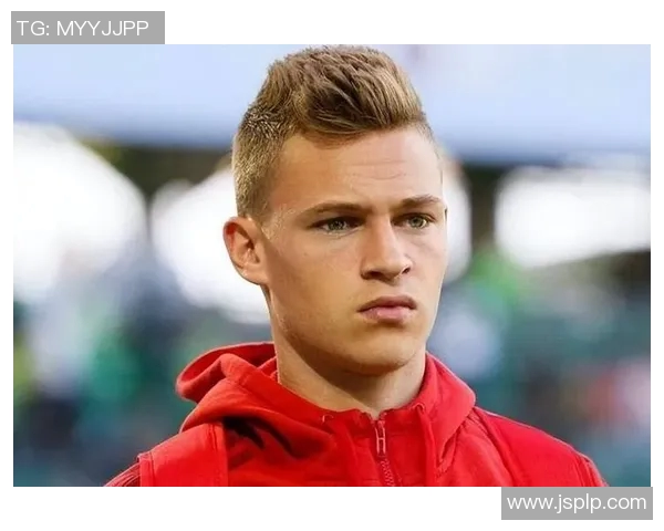 基米希在德甲赛场的精彩解围展现防守大师风范