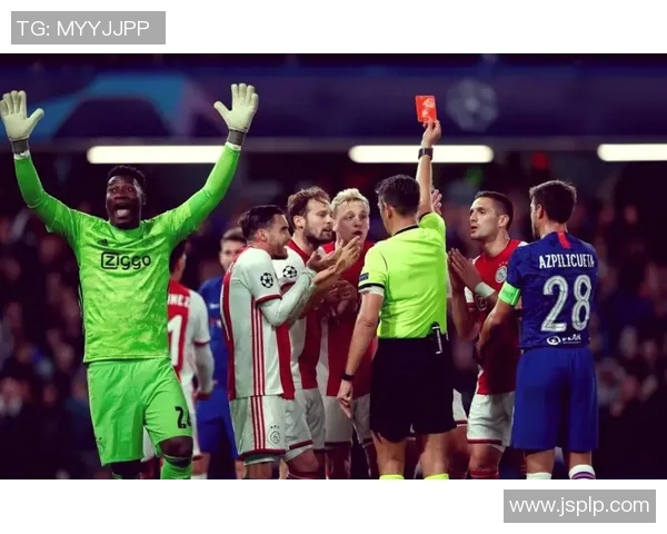 切尔西在欧冠激战中以3比2逆转战胜那不勒斯展现强大实力